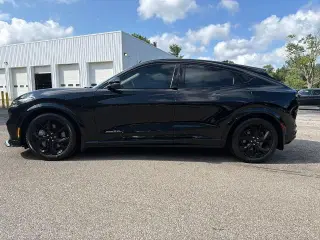 Ford Mustang Mach-E 2023 AWD Premium 4dr SUV