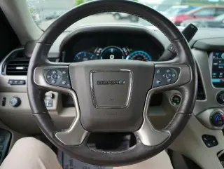 GMC Yukon 2019 4x2 Denali 4p SUV