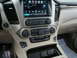 GMC Yukon 2019 4x2 Denali 4p SUV