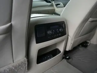 GMC Yukon 2019 4x2 Denali 4p SUV