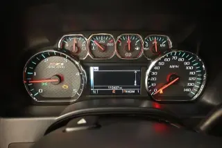 Chevrolet Silverado 3500HD 2015 4x4 LTZ 4p Cabina de Tripulação SRW