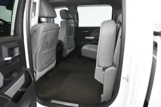 Chevrolet Silverado 3500HD 2015 4x4 LTZ 4p Cabina de Tripulação SRW