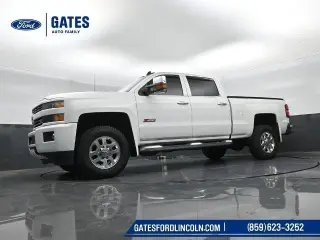 Chevrolet Silverado 3500HD 2015 4x4 LTZ 4p Cabina de Tripulação SRW