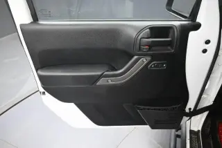 Jeep Wrangler 2015 4x4 Sport 2p SUV