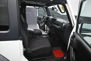 Jeep Wrangler 2015 4x4 Sport 2p SUV