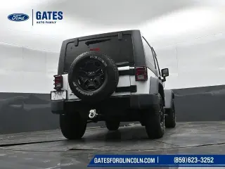 Jeep Wrangler 2015 4x4 Sport 2p SUV