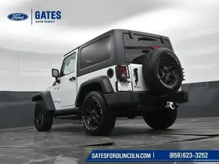 Jeep Wrangler 2015 4x4 Sport 2p SUV