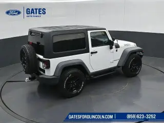 Jeep Wrangler 2015 4x4 Sport 2p SUV