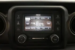 Jeep Wrangler Unlimited 2018 4x4 Deportivo 4 puertas SUV (lanzamiento de mitad de año)