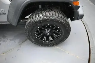 Jeep Wrangler Unlimited 2018 4x4 Deportivo 4 puertas SUV (lanzamiento de mitad de año)
