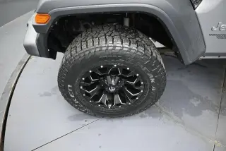 Jeep Wrangler Unlimited 2018 4x4 Deportivo 4 puertas SUV (lanzamiento de mitad de año)