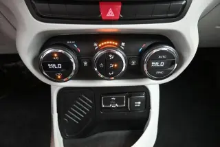 Jeep Renegade 2015 Latitude 4 puertas SUV