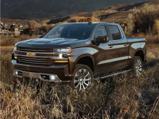Chevrolet Silverado 1500 2021 4x4 LT Trail Boss 4 puertas Cabina de tripulación 5,8 pies SB