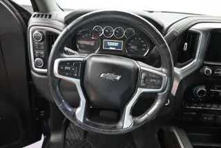 Chevrolet Silverado 1500 2021 4x4 LT Trail Boss 4 puertas Cabina de tripulación 5,8 pies SB