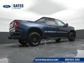 Chevrolet Silverado 1500 2021 4x4 LT Trail Boss 4 puertas Cabina de tripulación 5,8 pies SB