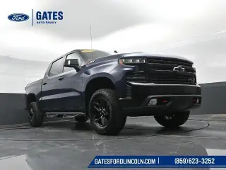 Chevrolet Silverado 1500 2021 4x4 LT Trail Boss 4 puertas Cabina de tripulación 5,8 pies SB