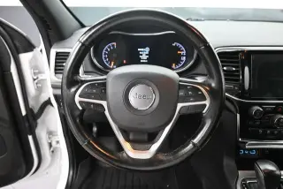 Jeep Grand Cherokee 2020 4x4 Laredo SUV 4p.