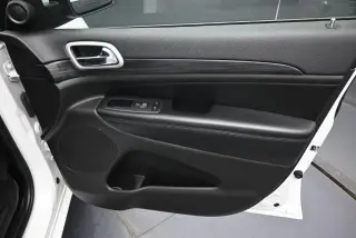 Jeep Grand Cherokee 2020 4x4 Laredo SUV 4p.