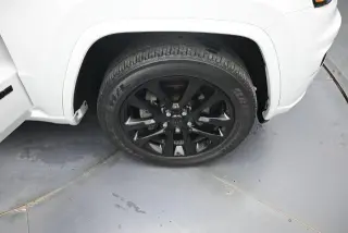 Jeep Grand Cherokee 2020 4x4 Laredo SUV 4p.