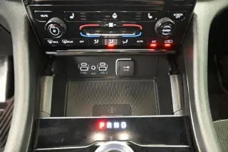 Jeep Grand Cherokee 2025 4x4 Laredo SUV de 4 puertas