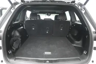 Jeep Grand Cherokee 2025 4x4 Laredo SUV de 4 puertas
