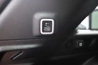 Jeep Grand Cherokee 2025 4x4 Laredo SUV de 4 puertas