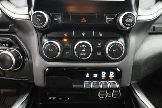 Ram 1500 2019 4x4 Big Horn 4p Camioneta Cabina Completa 5.6 pies ST