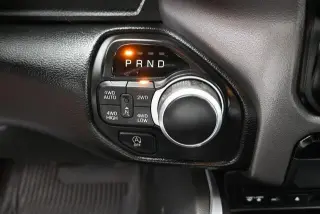 Ram 1500 2019 4x4 Big Horn 4p Camioneta Cabina Completa 5.6 pies ST