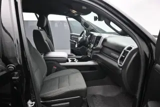 Ram 1500 2019 4x4 Big Horn 4p Camioneta Cabina Completa 5.6 pies ST