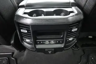 Ram 1500 2022 4x4 Limited 4 puertas Cabina Doble 5,6 pies SB Pickup