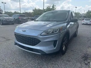 Ford Escape 2022 SE 4dr SUV