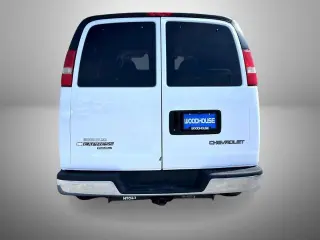 Chevrolet Express 2006 LS 3500 3dr Passenger Van