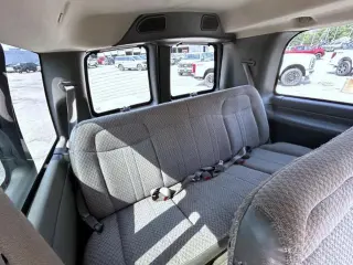 Chevrolet Express 2006 LS 3500 3dr Passenger Van