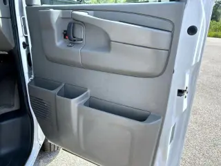 Chevrolet Express 2006 LS 3500 3dr Passenger Van