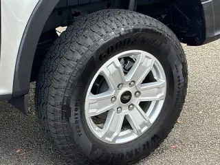 Ford Ranger 2024 4x2 XL 4dr SuperCrew 5.0 ft. SB