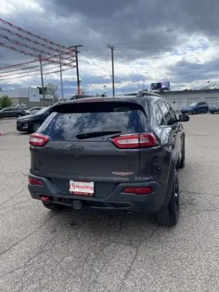 Jeep Cherokee 2016 4x4 Trailhawk 4dr SUV