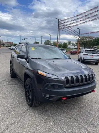 Jeep Cherokee 2016 4x4 Trailhawk 4dr SUV