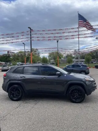 Jeep Cherokee 2016 4x4 Trailhawk 4dr SUV