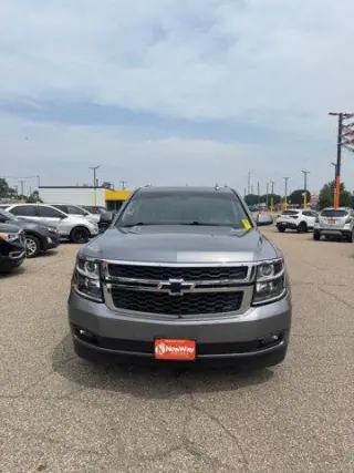 Chevrolet Suburban 2019 4x4 LT 4dr SUV