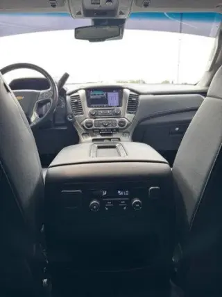 Chevrolet Suburban 2019 4x4 LT 4dr SUV