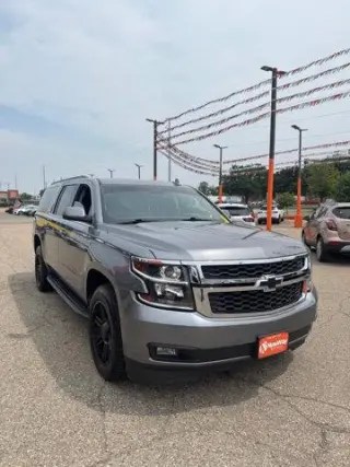 Chevrolet Suburban 2019 4x4 LT 4dr SUV