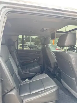 Chevrolet Suburban 2019 4x4 LT 4dr SUV