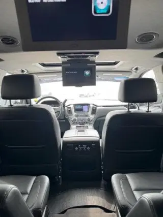 Chevrolet Suburban 2019 4x4 LT 4dr SUV