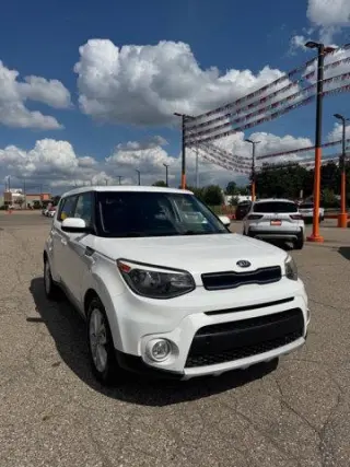 Kia Soul 2019 + 4dr Crossover