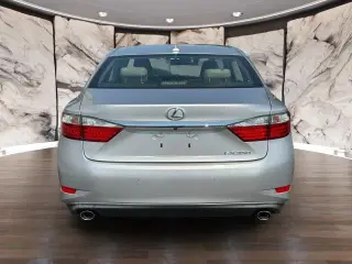 Lexus ES 350 2013 4dr Sedan