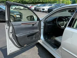 Lexus ES 350 2013 4dr Sedan
