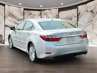 Lexus ES 350 2013 4dr Sedan
