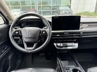Lincoln Corsair 2023 AWD Reserve 4dr SUV