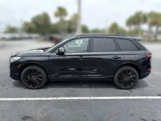 Lincoln Corsair 2023 AWD Reserve 4dr SUV