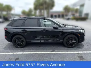 Lincoln Corsair 2023 AWD Reserve 4dr SUV